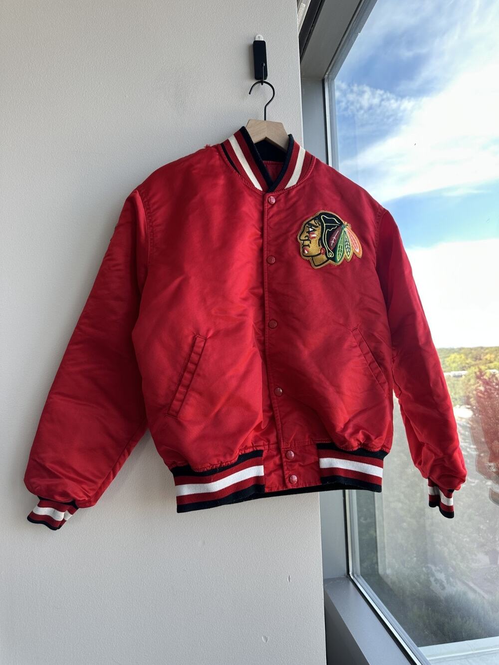 Vintage Starter Chicago Blackhawks NHL Snap Front Red Jacket Sz L